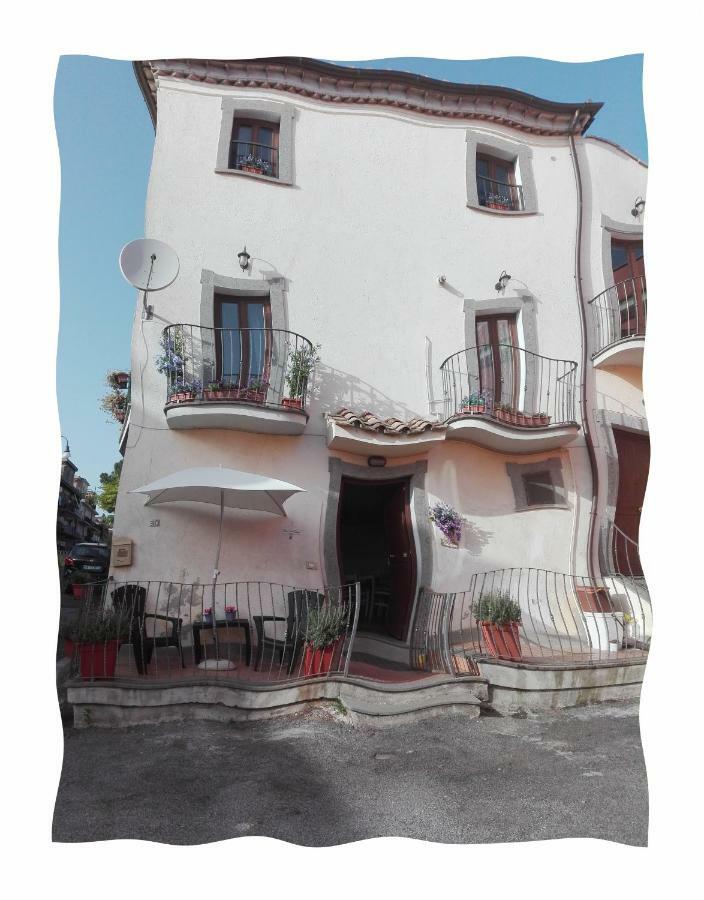 Il Palazzetto Sulla Francigena Daire Formello Dış mekan fotoğraf